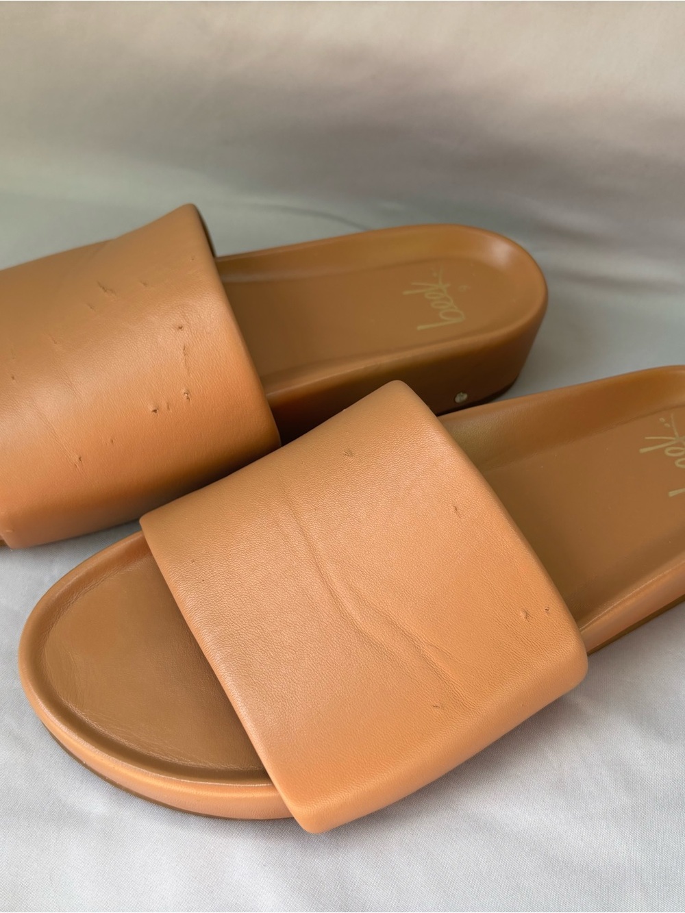 beek Women's Camel Slide Sandals Size 9 - Picture 11 of 11